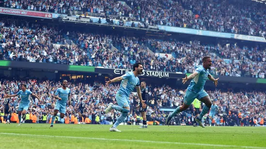 Man City win title after great fightback