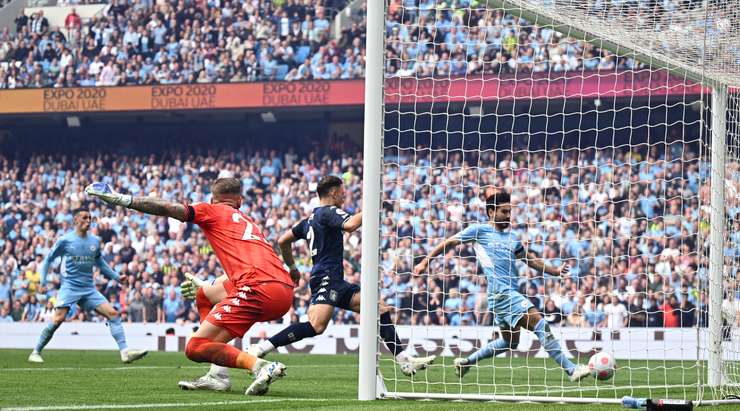 Man City win title after great fightback