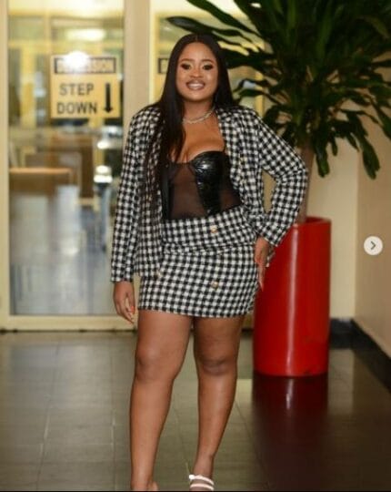 Fans gift Amaka BBNaija two giant money cakes 