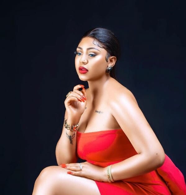 Regina Daniels decks in gorgeous outfit on Christmas Day (Photos)