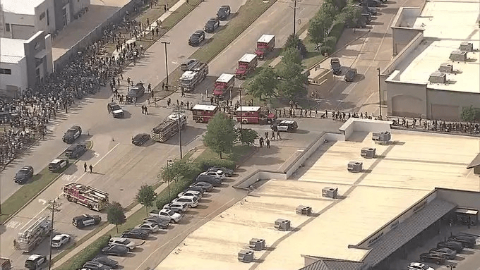 Photo/video: Watch Moment Gunman kills 8 and injures 7 at Texas mall
