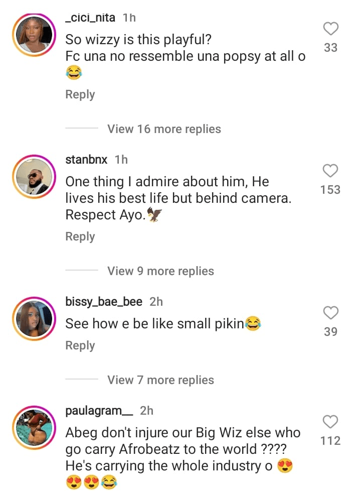 “He wan break him back” – Reactions trail as Wizkid’s friend gives him WWE-style smackdown (Video)