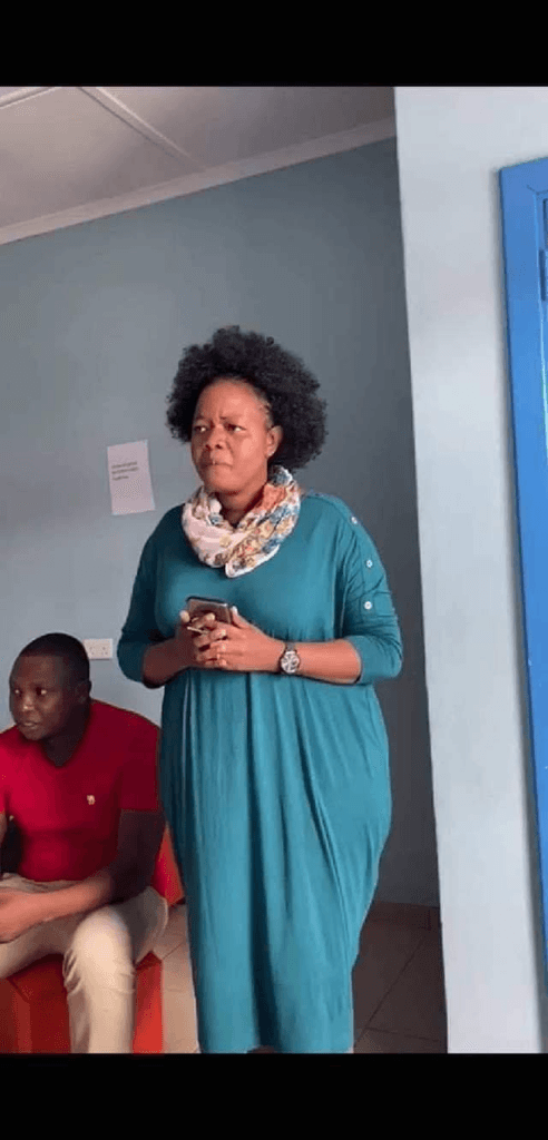 Jealous wife pours hot water on husband after buying new phone for his sidechick in Imo (PHOTOS)