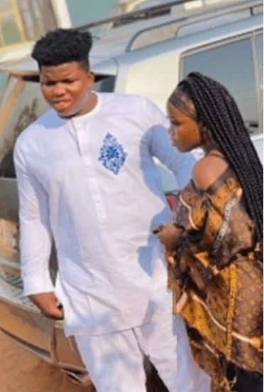 “They Are Too Young” – Mixed Reactions as young boy pays his girlfriend’s bride price (Video)