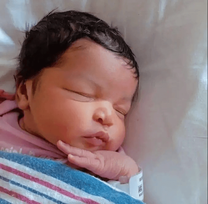 Unbelievable!!! This mad woman miraculously delivered a beautiful bouncing baby this morning (Photos)