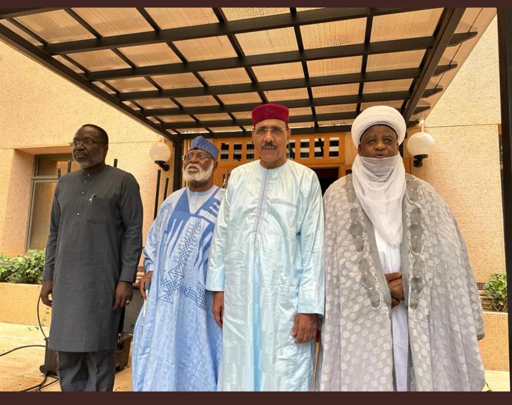 Abdulsalami: Bazoum Told Us What Was Done To Him, Listed His Challenges