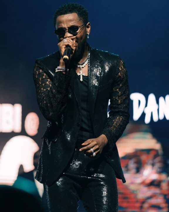 One Day Lyrics by Kizz Daniel
