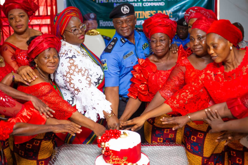 Rivers: Commissioner of Police Disu Shares 'Valentine Love' with Widows of Police Officers 46 Rivers: Commissioner of Police Disu Shares 'Valentine Love' with Widows of Police Officers