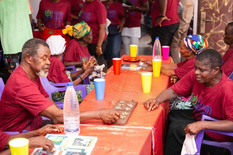 Lulu-Briggs Foundation Celebrates Valentine's Day with Elderly Community 46 Lulu-Briggs Foundation Celebrates Valentine's Day with Elderly Community