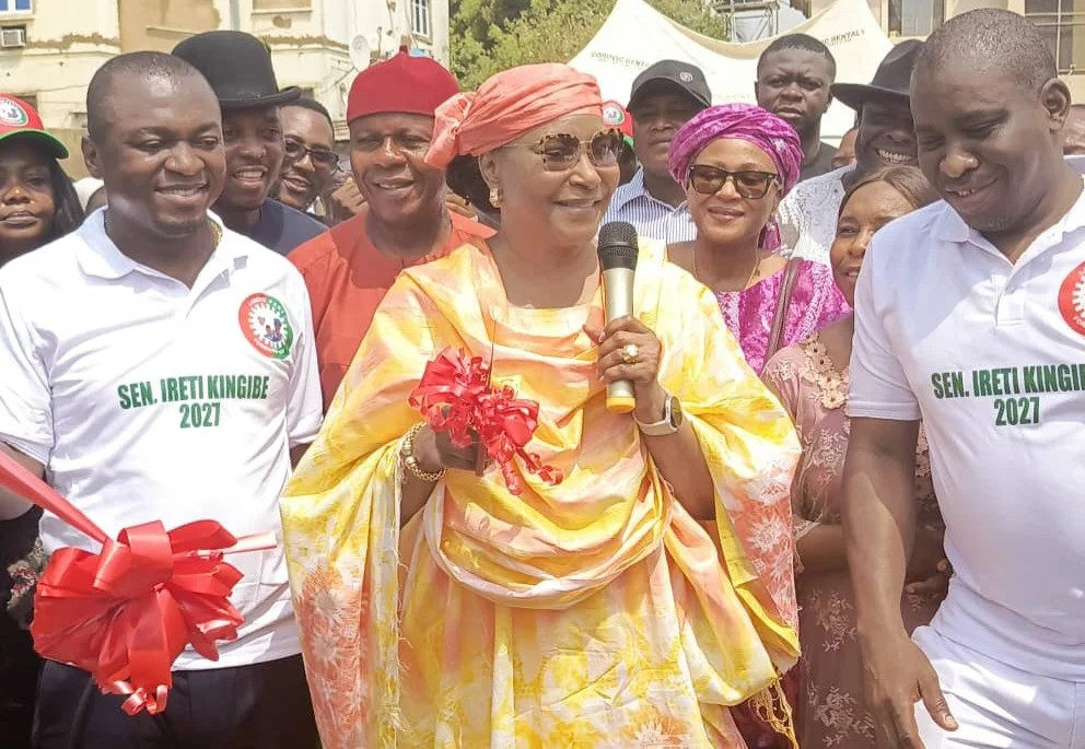 Sen. Kingibe Inaugurates Karu-Ishan Road, Vows: 'I Will Fulfill All Promises' 46 Sen. Kingibe Inaugurates Karu-Ishan Road, Vows: 'I Will Fulfill All Promises'