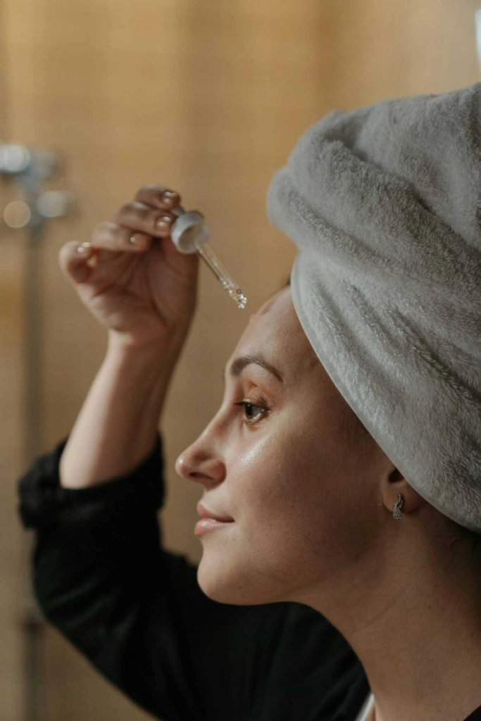Using Hydrogen Peroxide to Help Remove Blackheads