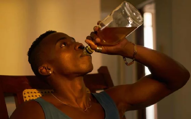 7 Everyday Habits That Can Harm Your Liver More Than Alcohol