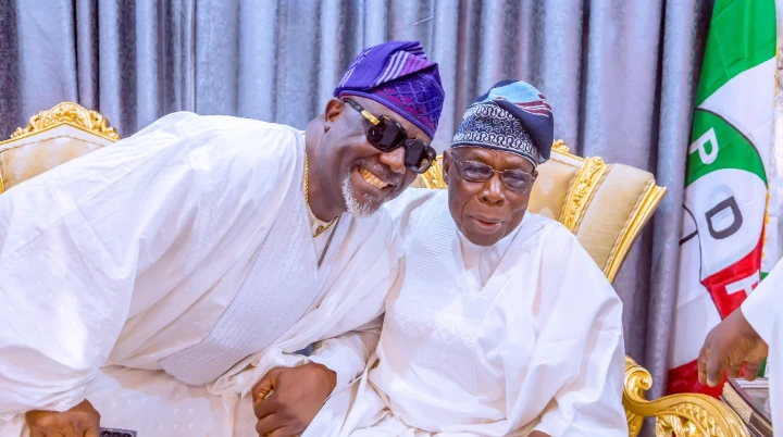 Mixed Reactions as New Photos of Dino Melaye and Olusegun Obasanjo at an Event Emerge Online