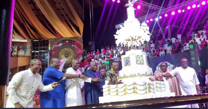 New Photos of Obasanjo and Goodluck Jonathan at Pastor Ayo Oritsejafor’s Birthday Spark Reactions