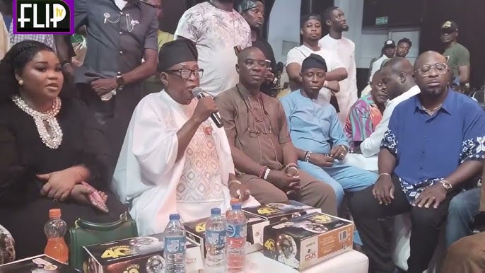 Fuji Legends K1 and Kollington Reunite at Pasuma’s 40th Stage Anniversary Concert in Lagos (PHOTOS)