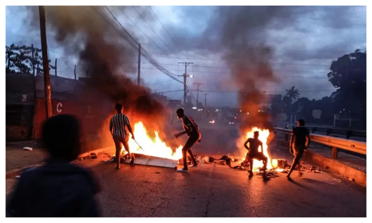 Deadly Christmas: 33 Lives Lost in Prison Riot