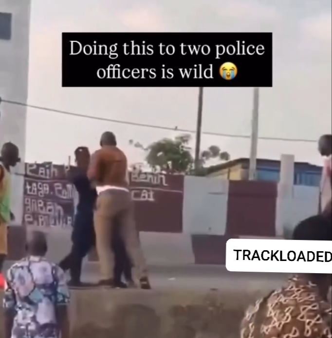 Reactions Trail to Viral Video of Man Beating Two Policemen at Once 47 20241204 063157