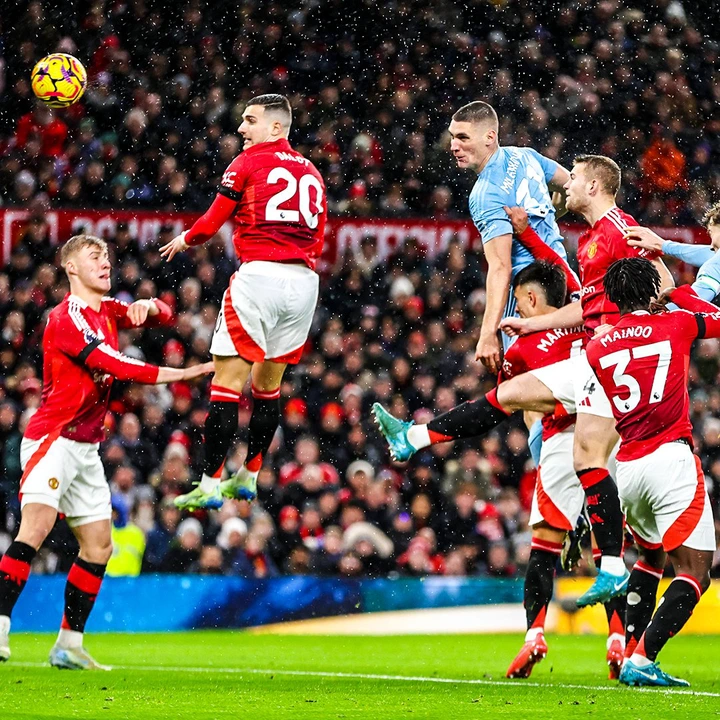 EPL Standings Update: Man United Fails to Move into 5th, Man City Rescues Draw