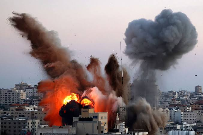I woke up to the sound of the explosion. I called my 3 sleeping sons, but no one answered– Resident