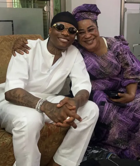 Wizkid, Olamide, and Wande Coal Link Up in the Studio, Fans Anticipate New Music