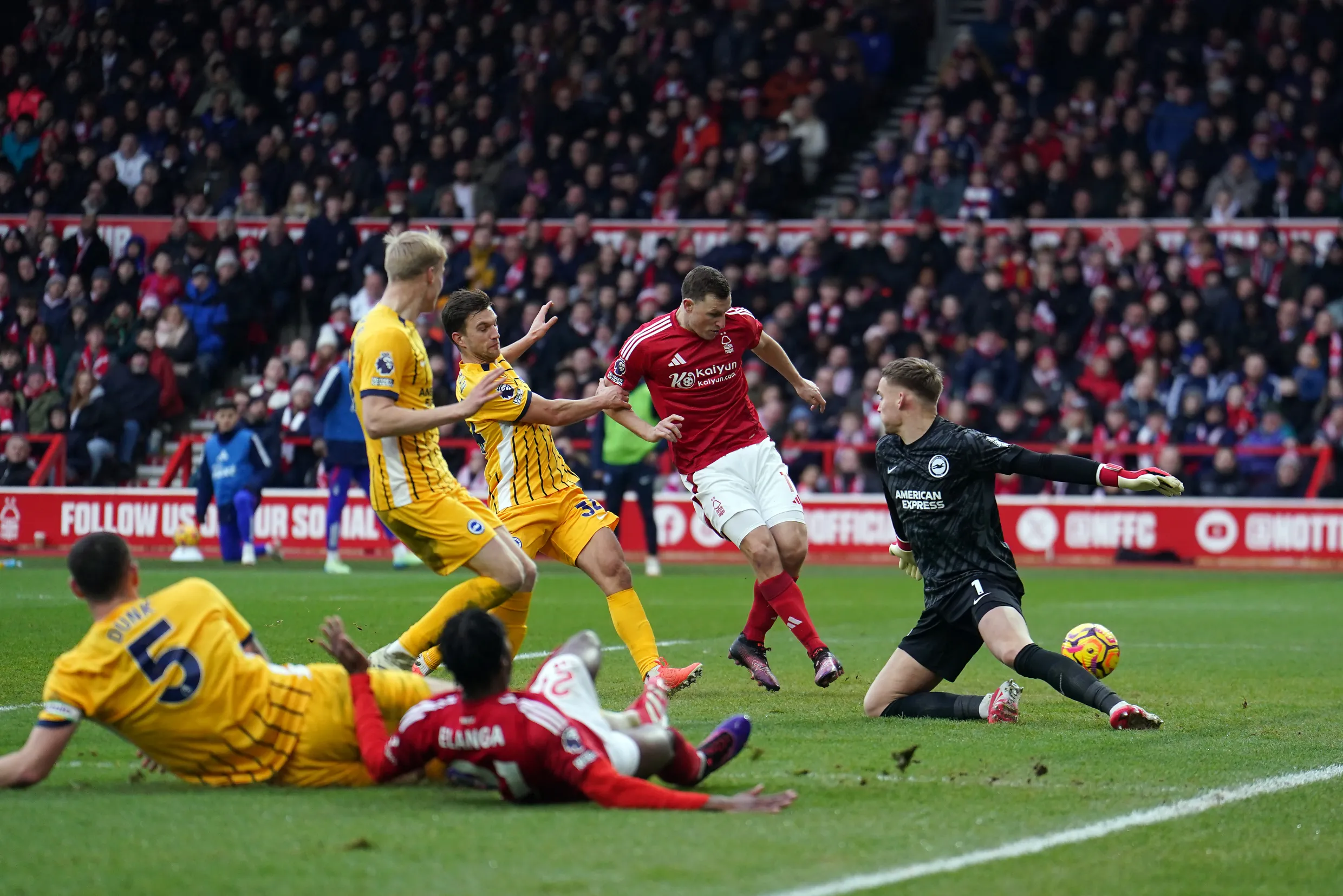 Chris Wood's n Hat-Trick Powers Nottingham Forest to Victory Over Brighton, Strengthening Champions League Hopes