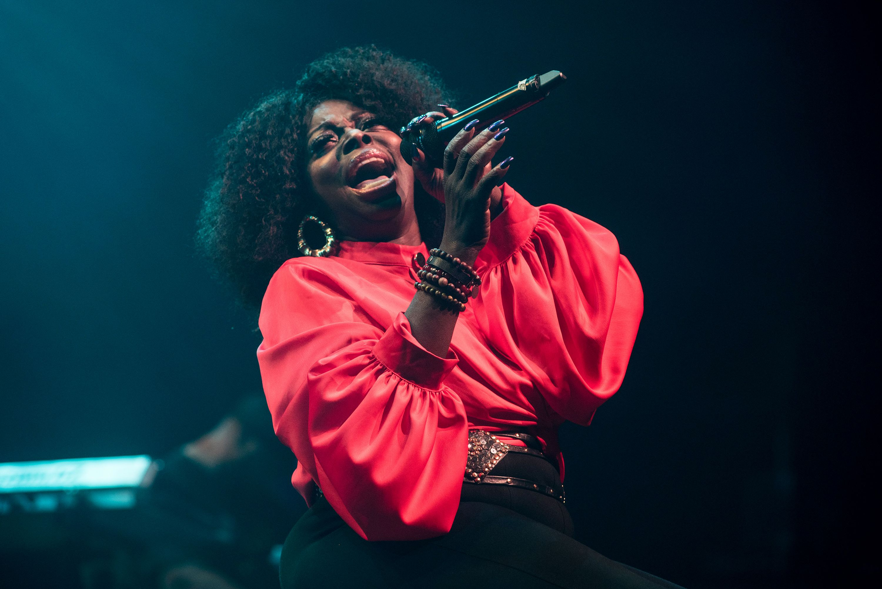 Grammy-Nominated R&B Singer Angie Stone Dies at 63 in Vehicle Collision