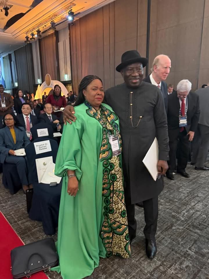 Goodluck Jonathan Receives Sunhak Peace Prize in South Korea, Acknowledges Wife Patience