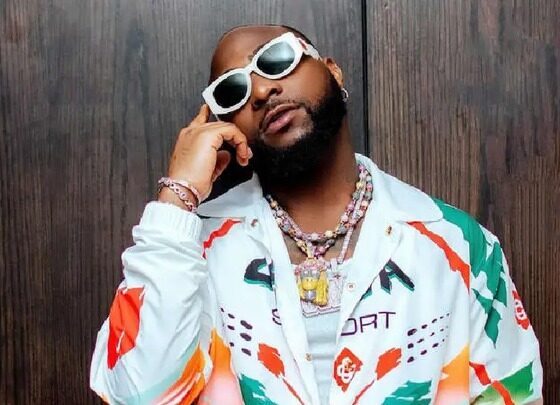 Davido Declines Fan’s Request to Follow Her on Instagram, Cites Loyalty to Wife